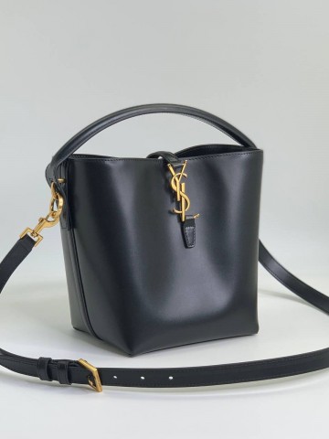 Сумка Yves Saint Laurent