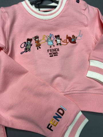 Костюм Fendi
