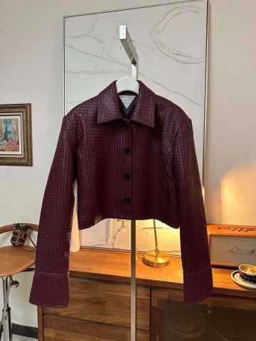 Кожаная куртка Bottega Veneta