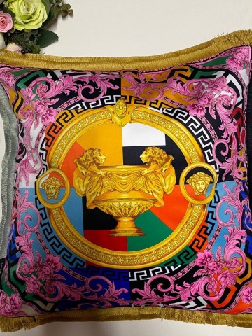 Подушка Versace 50х50 см
