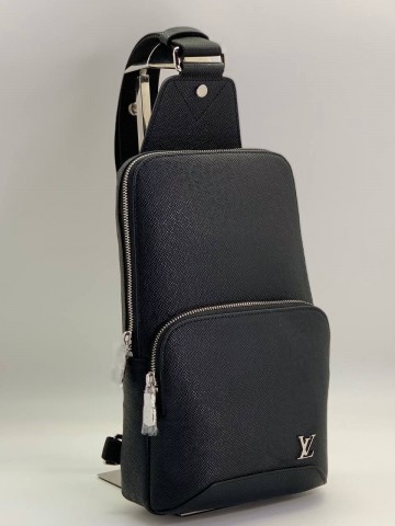 Сумка-слинг Louis Vuitton