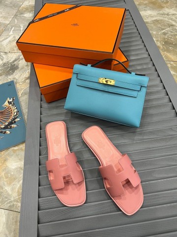 Шлепанцы Hermes