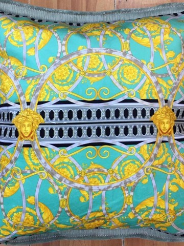Подушка Versace 50х50 см