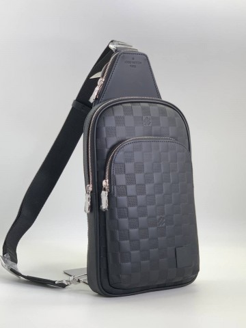 Сумка-слинг Louis Vuitton
