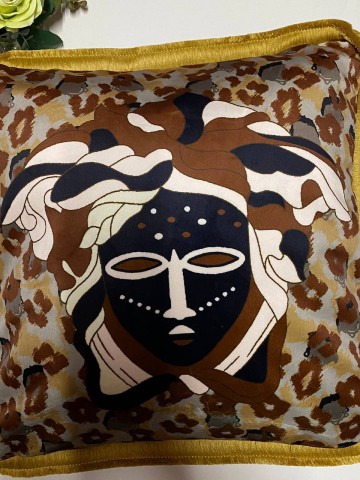 Подушка Versace 50х50 см