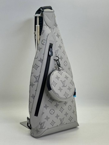 Сумка-слинг Louis Vuitton