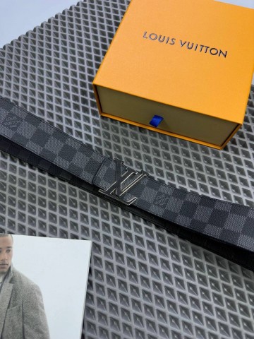 Двухсторонний ремень Louis Vuitton