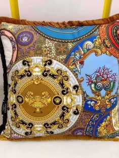 Подушка Versace 50х50 см