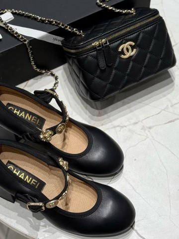 Туфли CHANEL