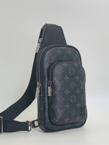 Сумка-слинг Louis Vuitton