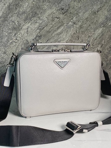 Сумка-мессенджер Prada