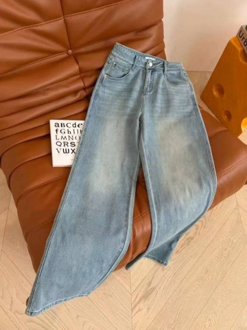 Джинсы Celine