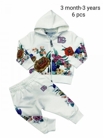 Костюм Dolce&Gabbana