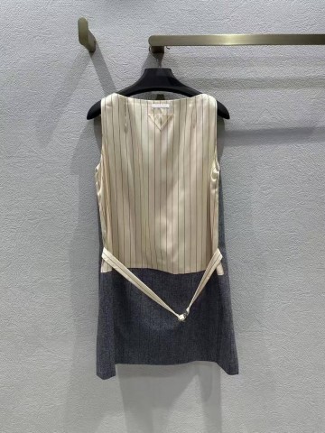 Платье Prada