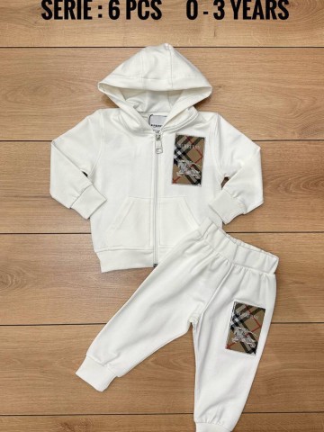 Костюм Burberry