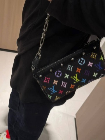 Сумка Louis Vuitton