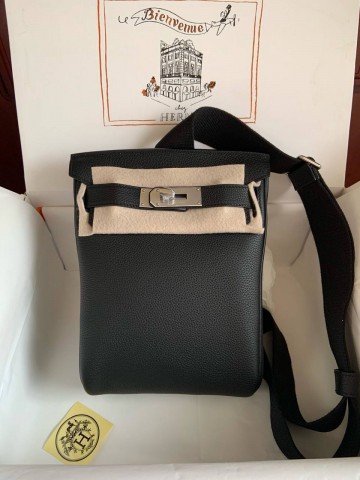 Сумка-слинг Hermes