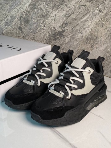 Кроссовки Givenchy