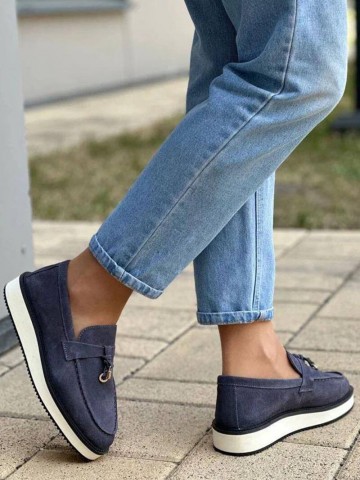 Женские замшевые лоферы Loro Piana