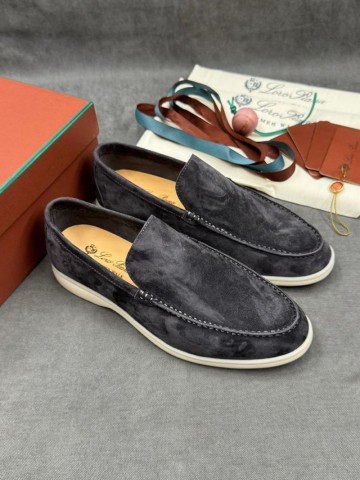 Мужские замшевые лоферы Loro Piana