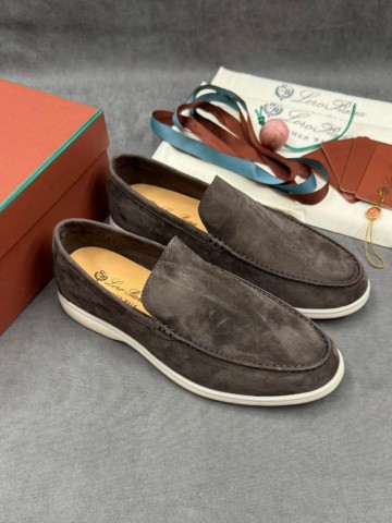 Мужские замшевые лоферы Loro Piana