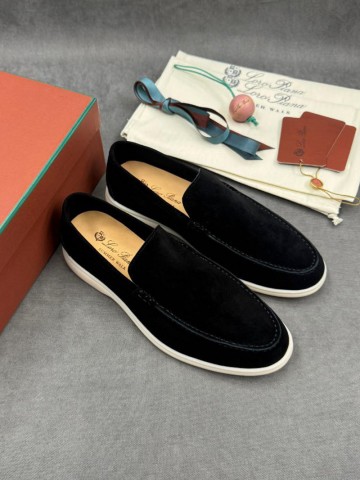 Мужские замшевые лоферы Loro Piana