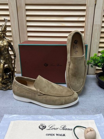 Мужские замшевые лоферы Loro Piana