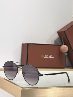 Солнцезащитные очки  Loro Piana