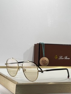 Солнцезащитные очки  Loro Piana