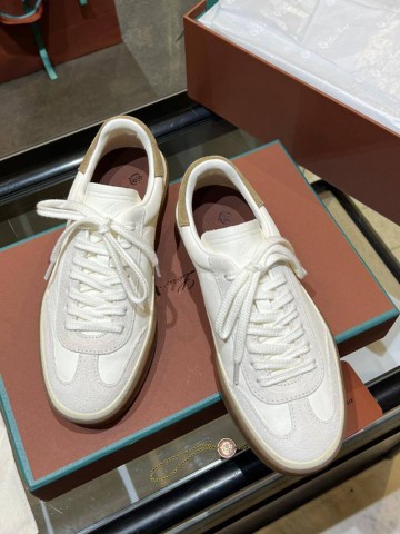 Женские замшевые кроссовки Loro Piana Premium - White