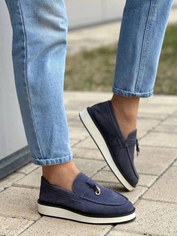 Женские замшевые лоферы Loro Piana