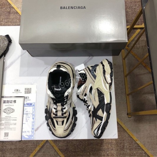 Кроссовки Balenciaga Track 2