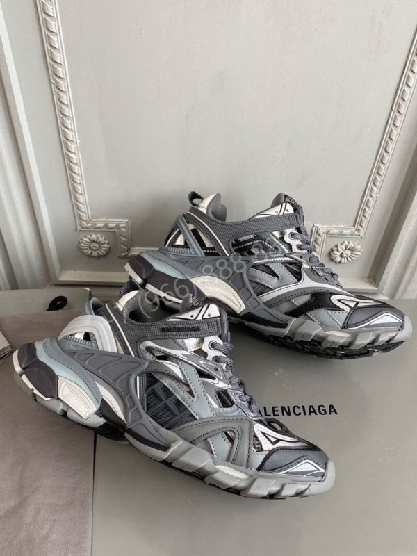 Кроссовки Balenciaga Track 2