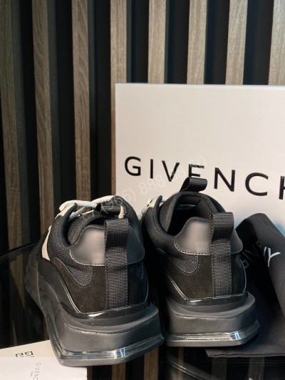 Кроссовки Givenchy