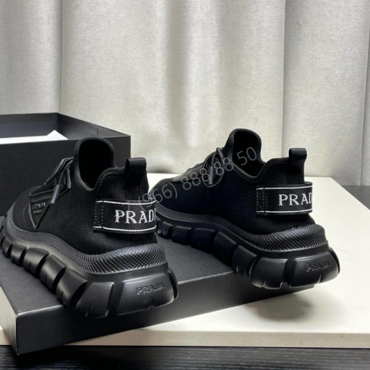 Кроссовки Prada