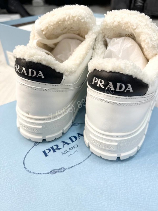 Кеды Prada с мехом