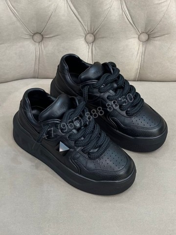 Кеды Valentino