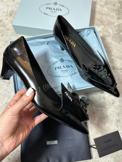 Туфли Prada