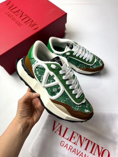 Кроссовки Valentino