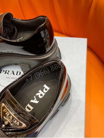 Лоферы Prada