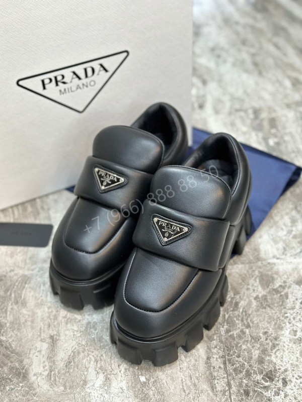 Лоферы Prada