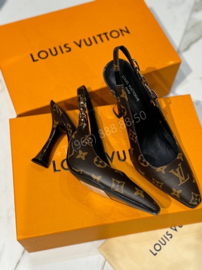 Босоножки Louis Vuitton