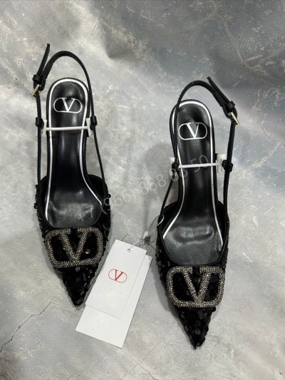 Босоножки Valentino