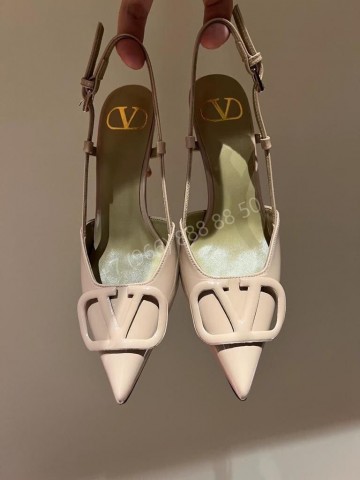 Босоножки Valentino
