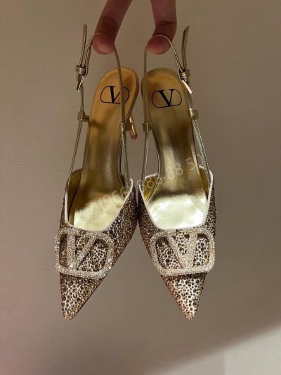 Босоножки Valentino