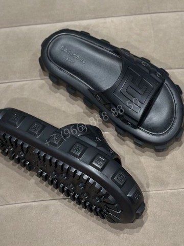 Шлепанцы Balmain
