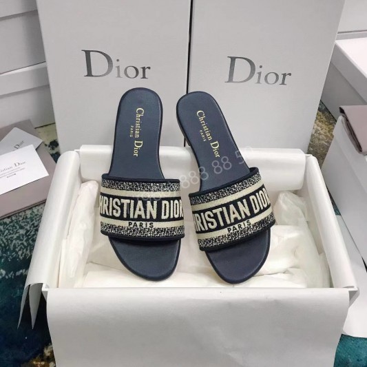 Шлепанцы Dior