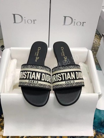 Шлепанцы Dior