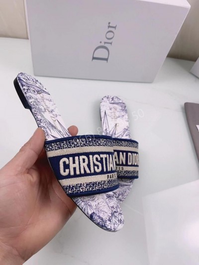 Шлепанцы Dior