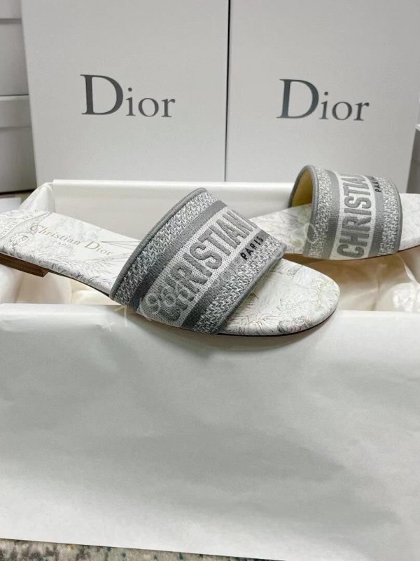 Шлепанцы Dior